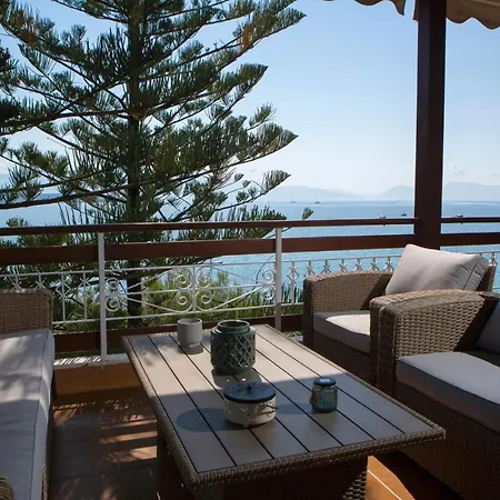 Arokaria House Vakantiehuis *