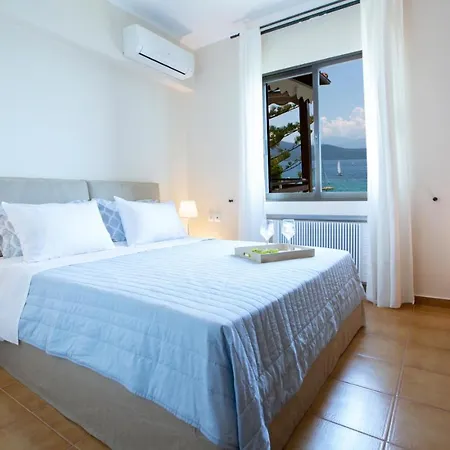 Vakantiehuis Arokaria House Nikiana
